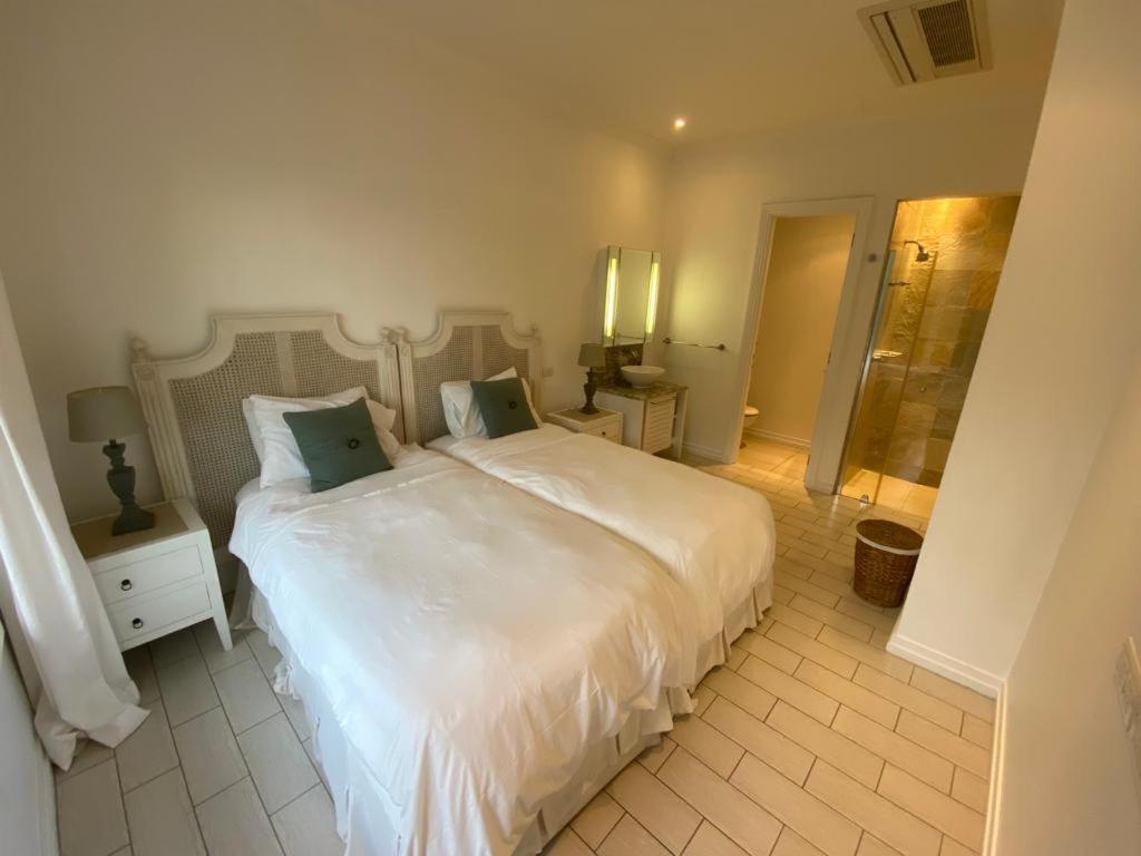 Maison La By Simply-seychelles Hébergement de vacances *